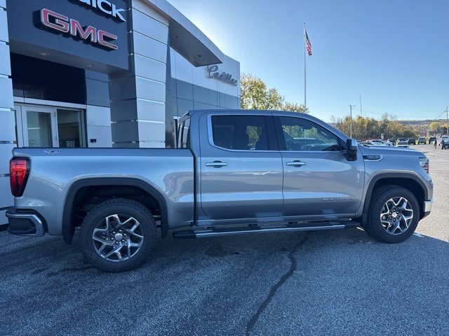 New 2026 GMC Sierra 1500 SLT w/ SLT Premium Plus Package image 8
