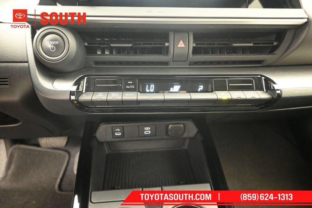 Used 2025 Toyota Prius LE AWD/4WD image 20