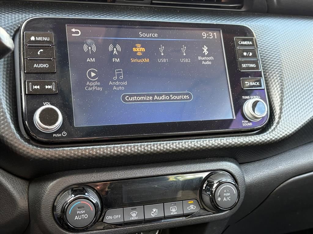 Used 2022 Nissan Kicks SV FWD image 11