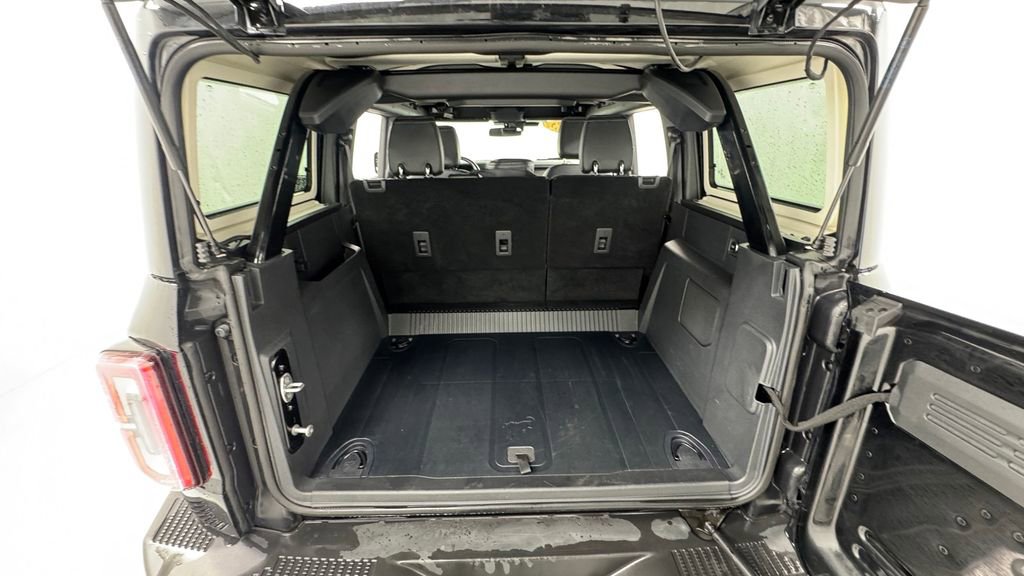Used 2025 Ford Bronco Badlands AWD/4WD image 16