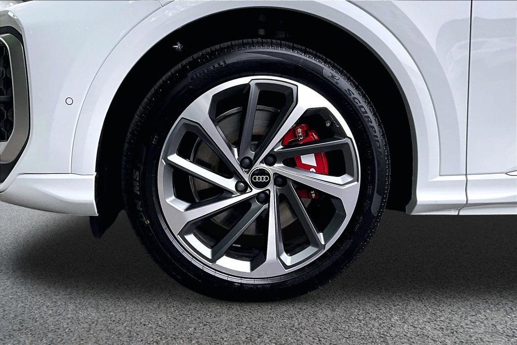 New 2026 Audi SQ5 Premium Plus AWD/4WD image 13