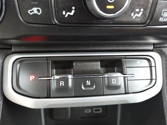 Used 2023 GMC Acadia SLT w/ Preferred Package image 49