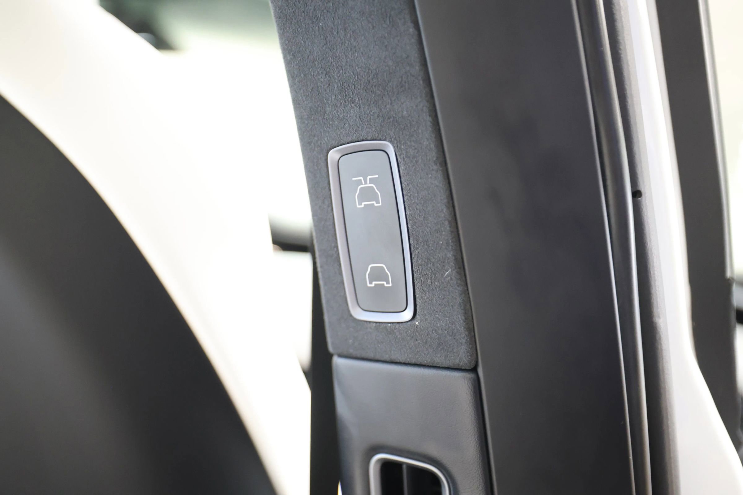 Used 2019 Tesla Model X Long Range AWD/4WD image 47