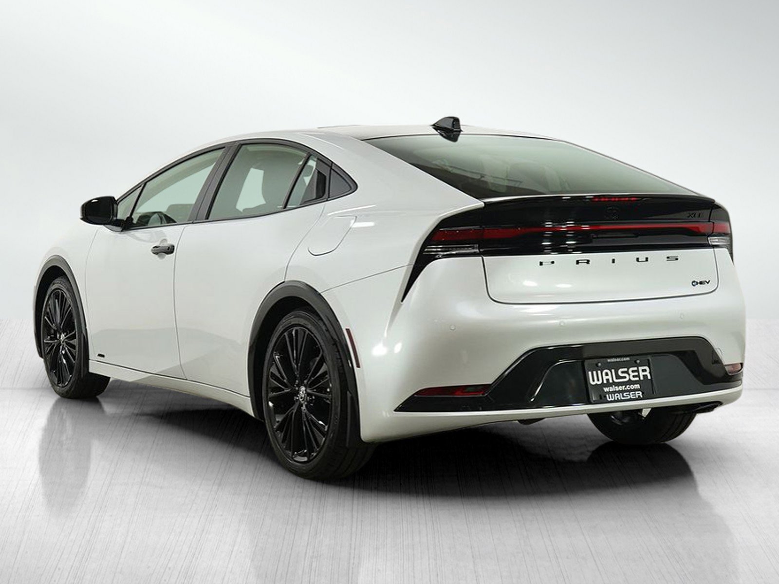 Used 2025 Toyota Prius Nightshade image 5