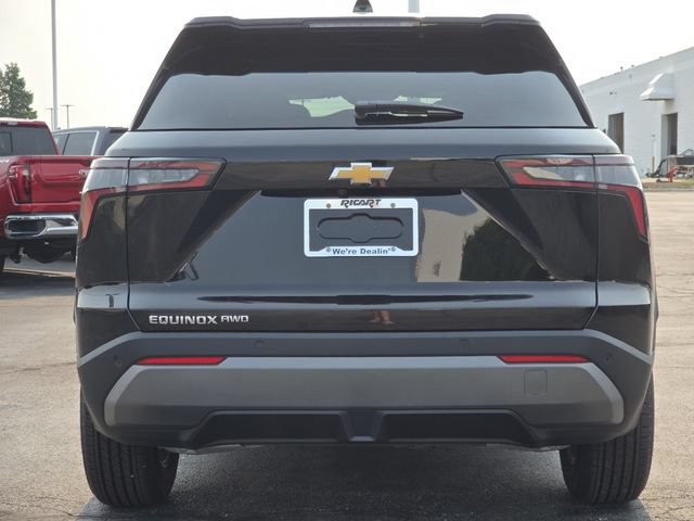 New 2026 Chevrolet Equinox LT w/ Convenience Package II AWD/4WD image 16