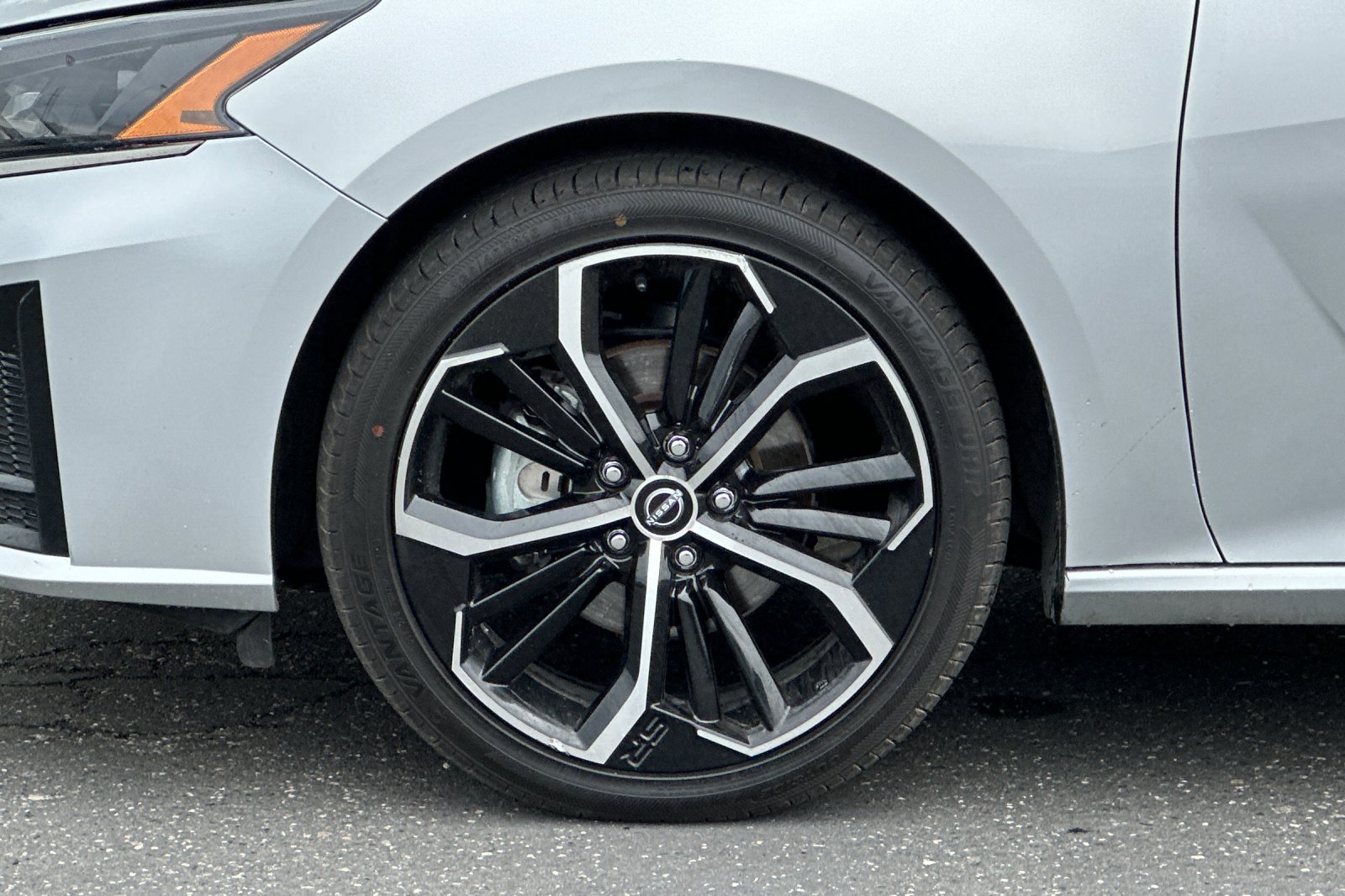 Certified 2023 Nissan Altima 2.5 SR FWD image 24