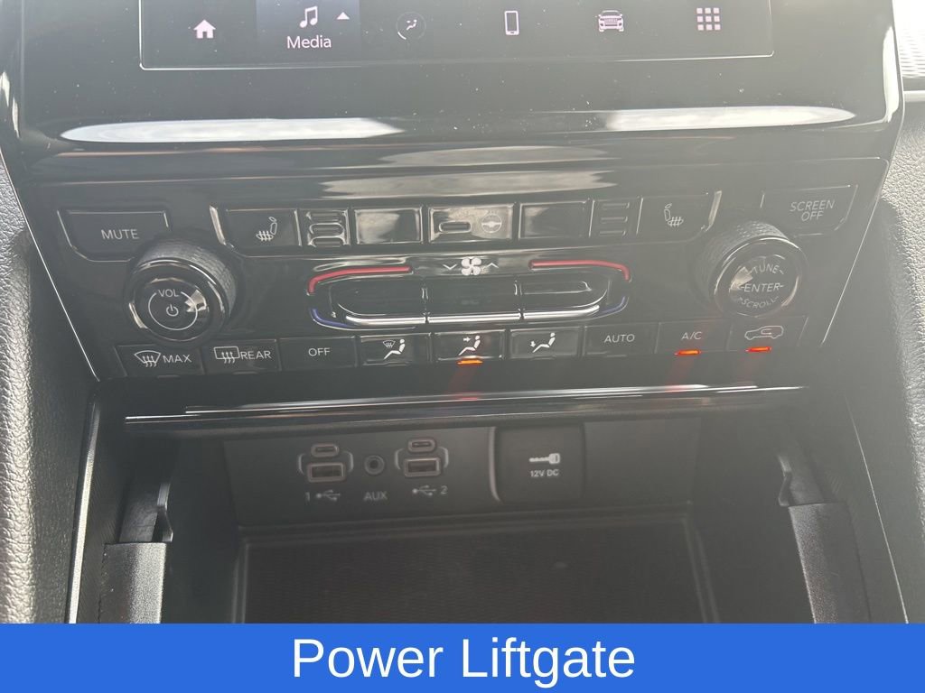 Used 2024 Jeep Grand Cherokee Altitude image 17