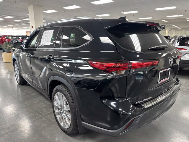 Used 2020 Toyota Highlander Limited AWD/4WD image 5