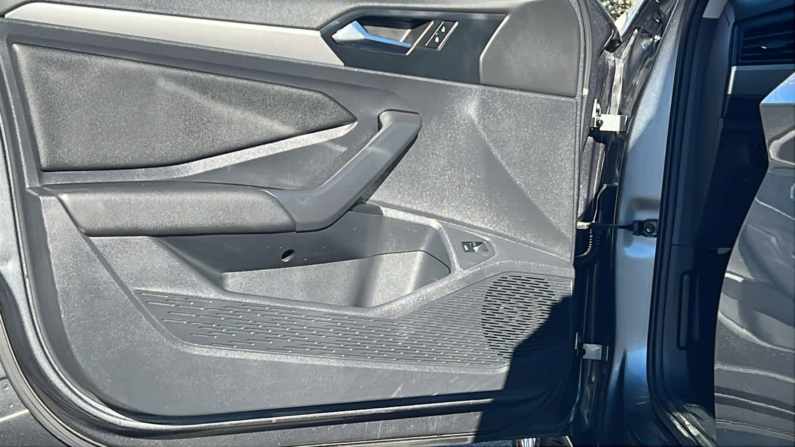 Used 2019 Volkswagen Jetta S image 23