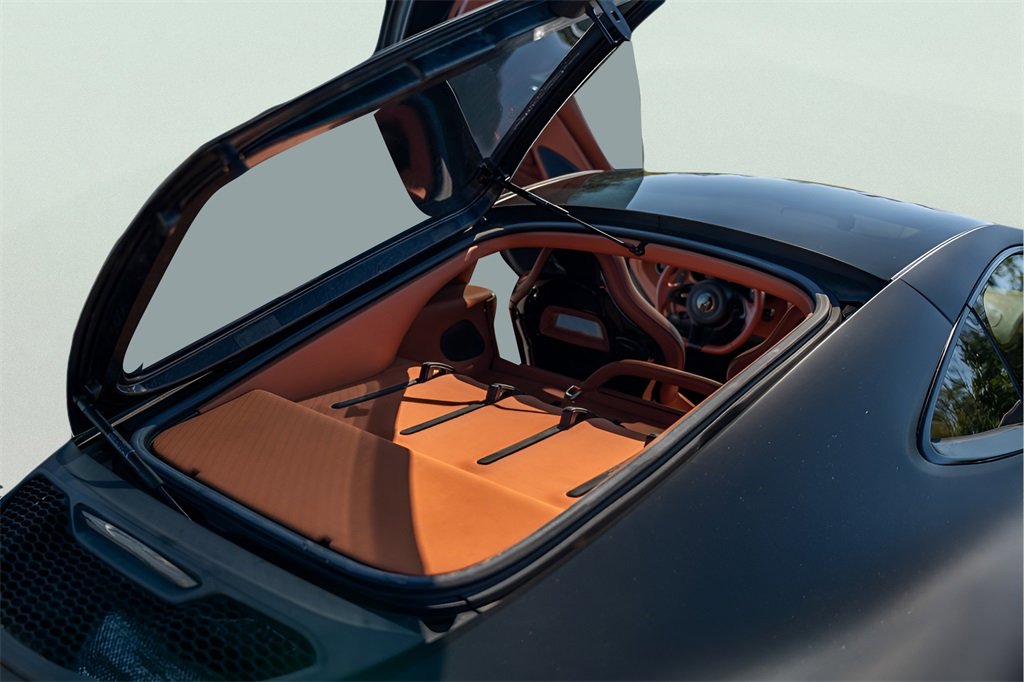 Used 2017 McLaren 570S image 32