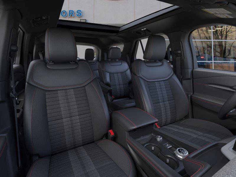 New 2026 Ford Explorer ST-Line w/ ST-Line Street Pack image 10