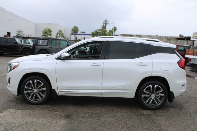 Used 2020 GMC Terrain Denali w/ Denali Premium Package image 7