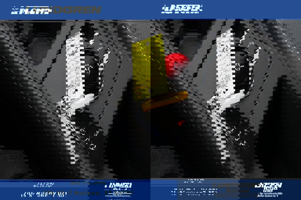 New 2026 Volkswagen Tiguan SE R-Line image 5