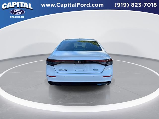 Used 2023 Honda Accord Touring image 7