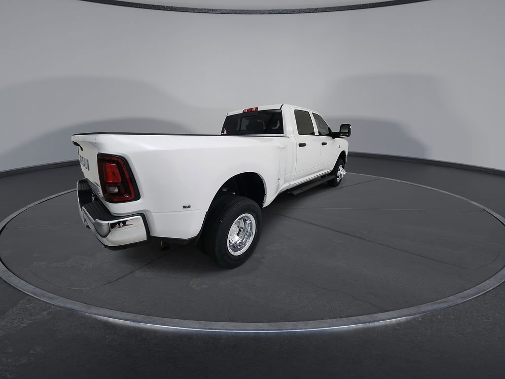 New 2026 RAM 3500 Tradesman image 8