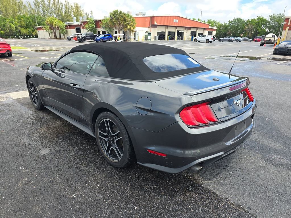 Used 2020 Ford Mustang Premium image 4