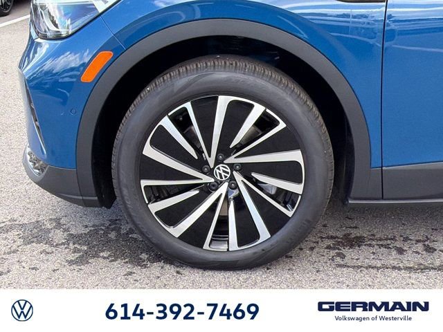 New 2026 Volkswagen ID.4 Pro AWD/4WD image 12
