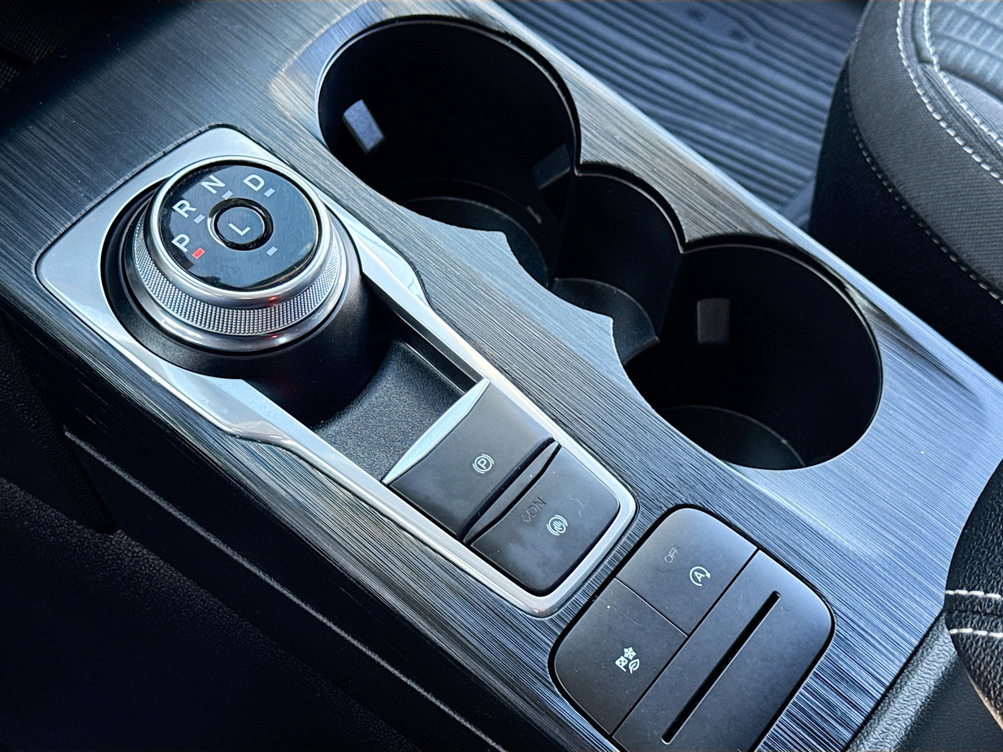 Used 2023 Ford Escape AWD image 12