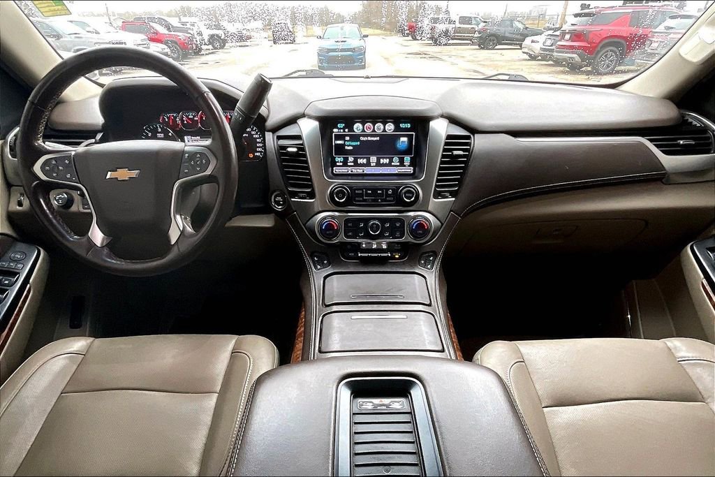 Used 2019 Chevrolet Suburban Premier w/ Max Trailering Package image 4