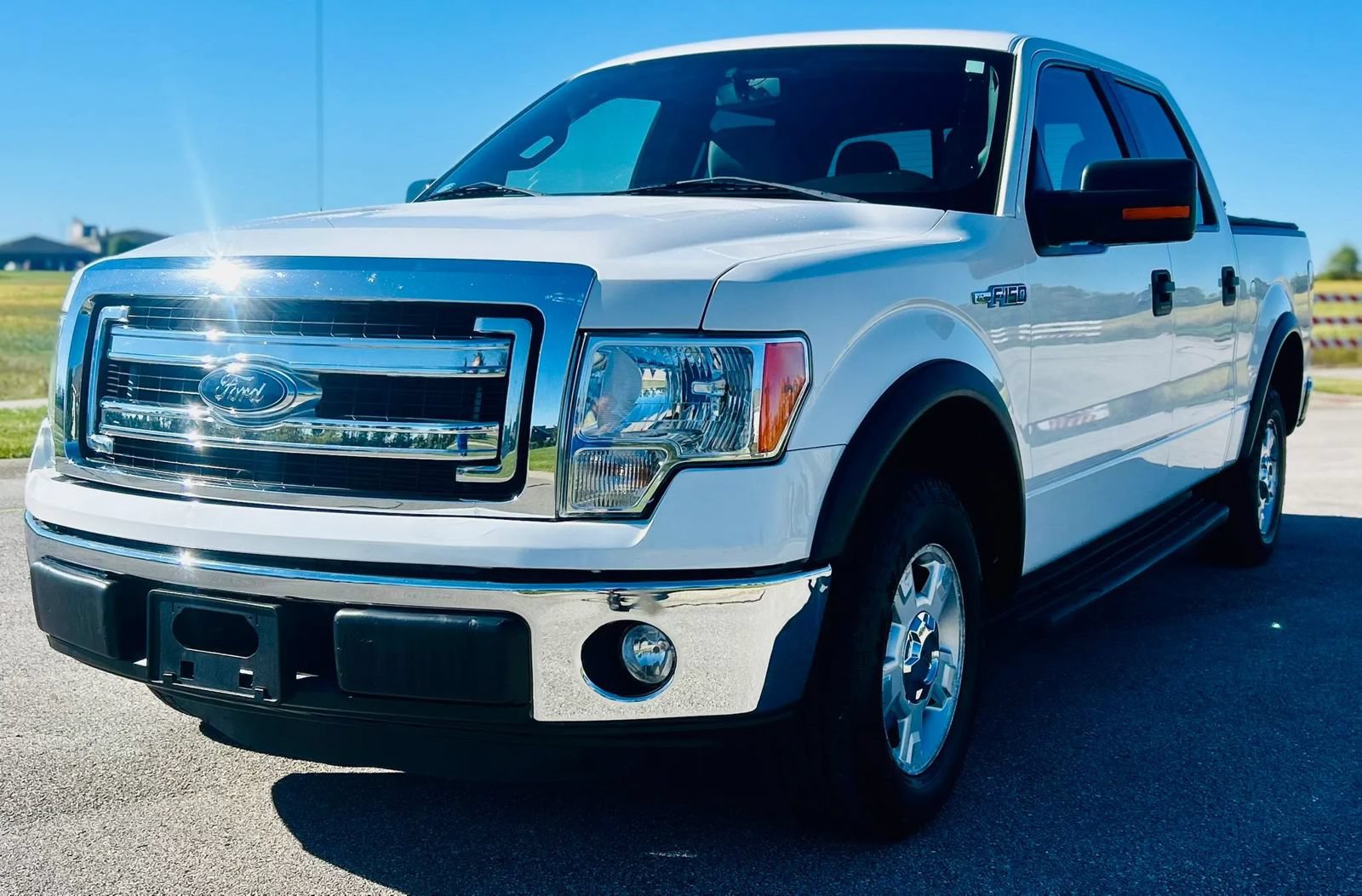 Used 2014 Ford F150 XLT w/ XLT Convenience Package RWD image 1