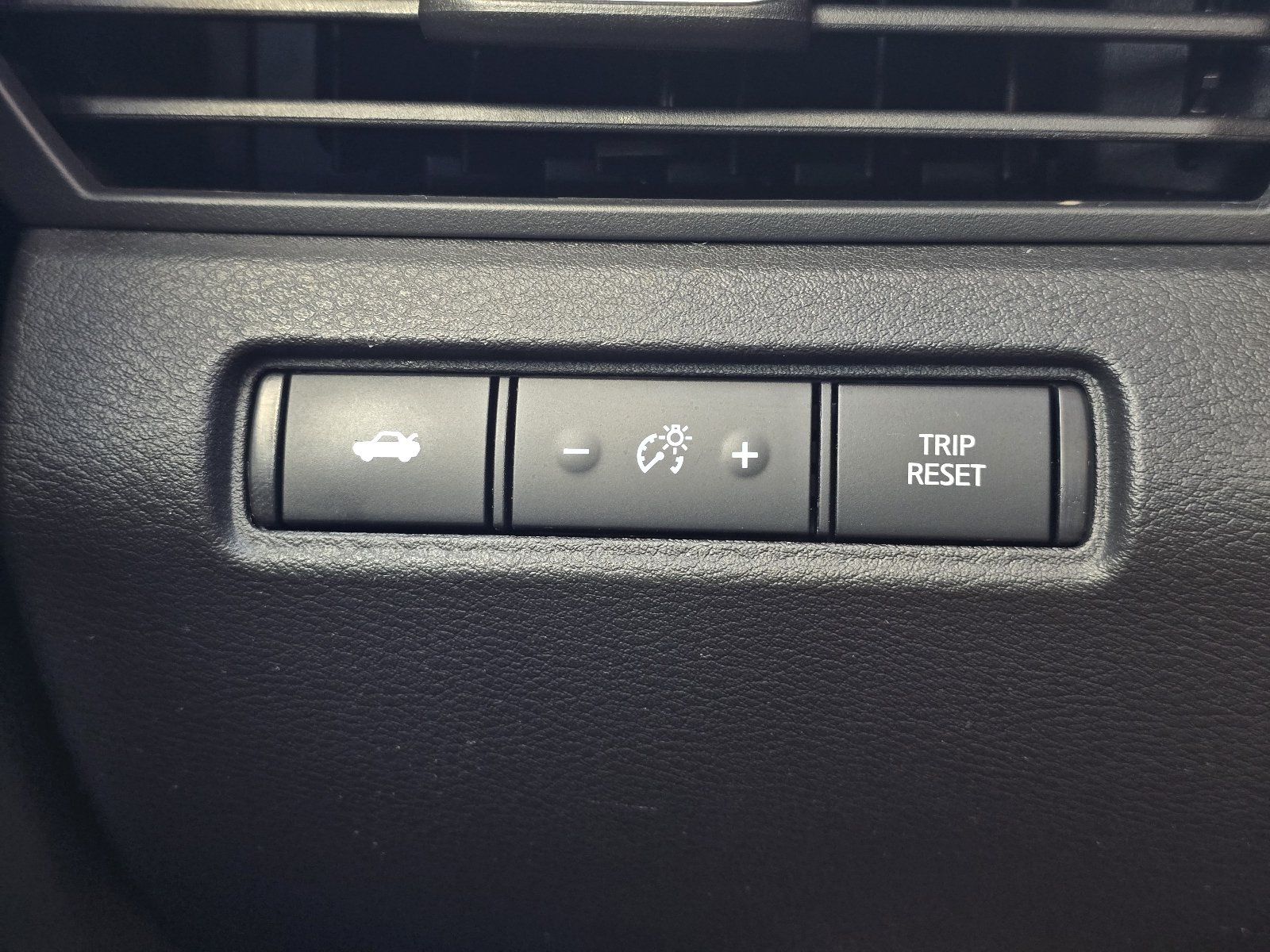 Certified 2025 Nissan Altima 2.5 SV AWD/4WD image 22