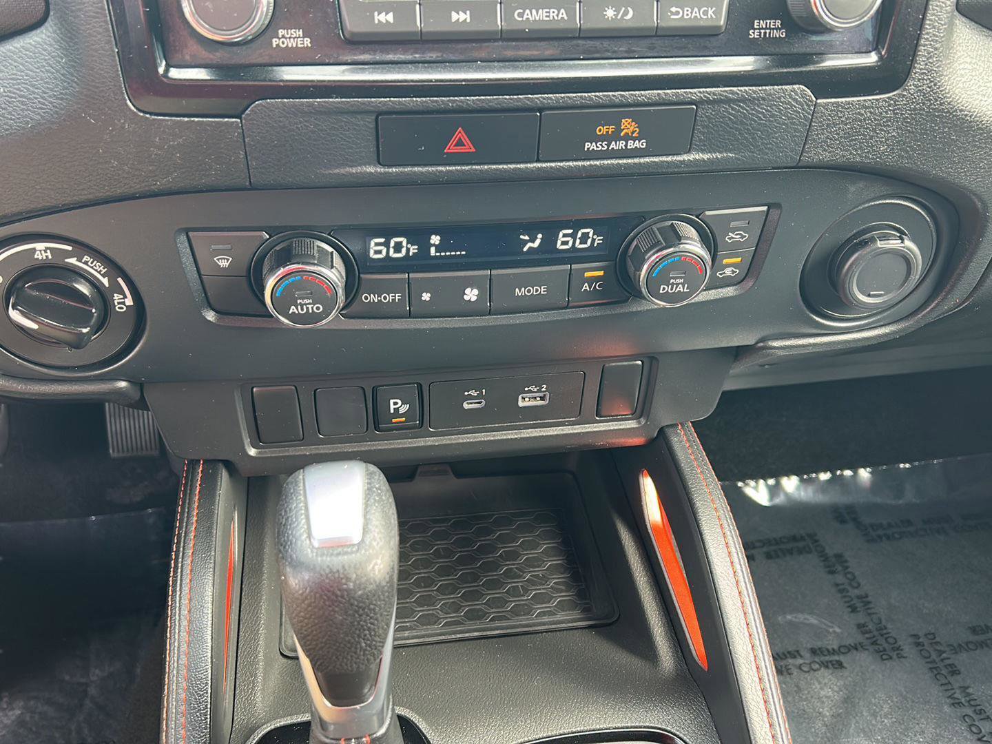 Used 2022 Nissan Frontier PRO-4X w/ Technology Package image 18