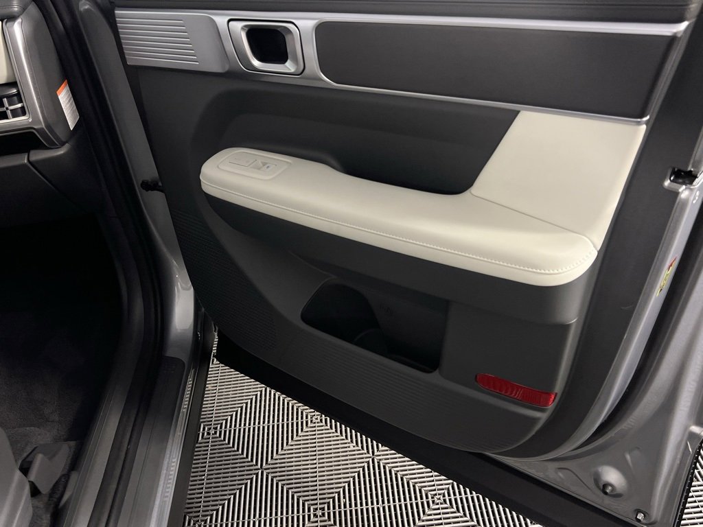 Used 2024 Hyundai Santa Fe SEL image 36