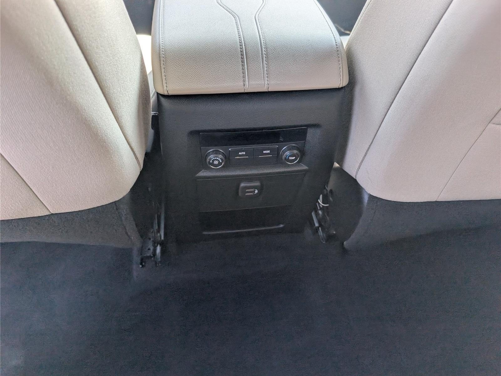 Used 2023 Chevrolet Traverse LS AWD/4WD image 19