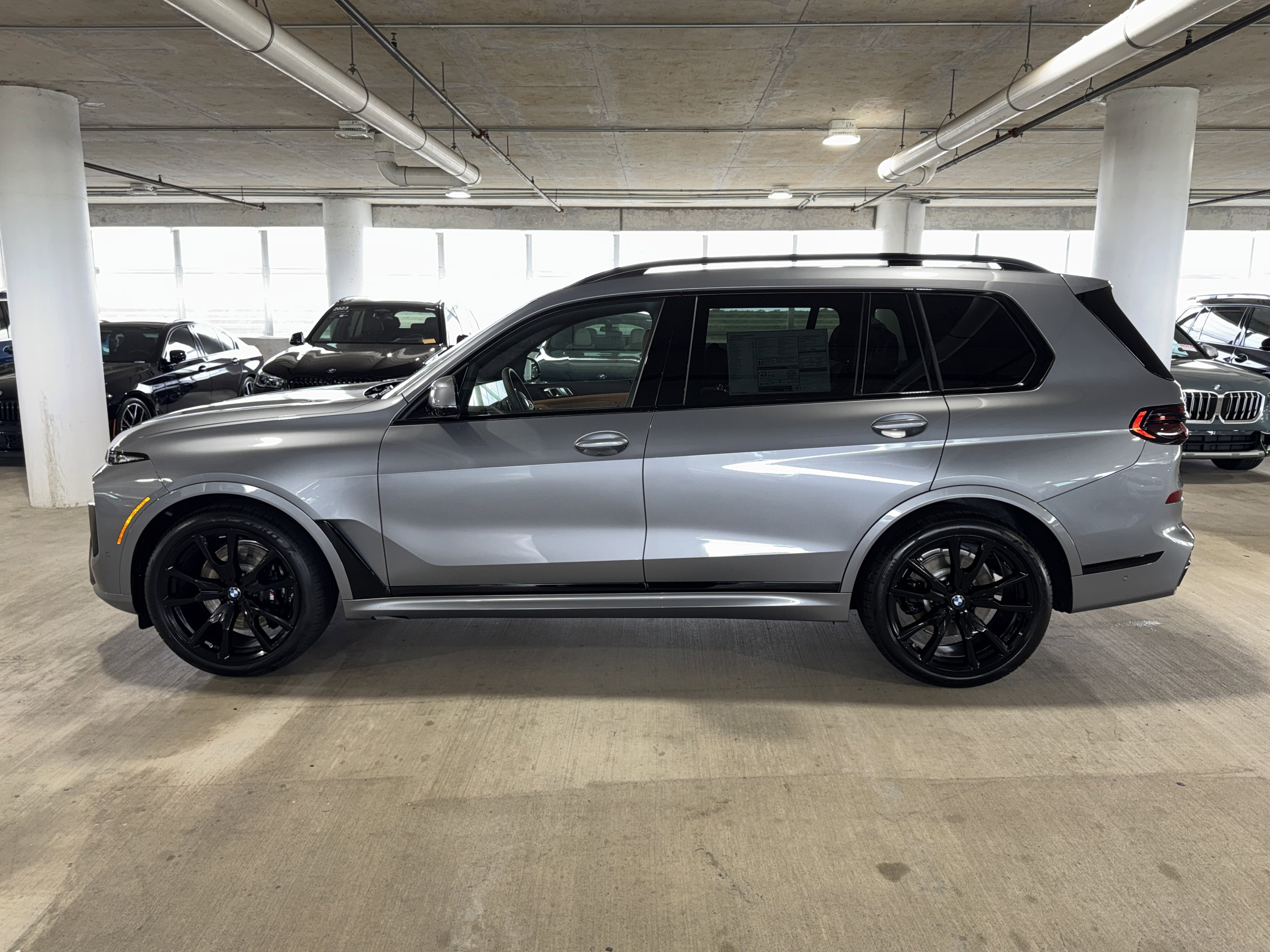 New 2026 BMW X7 xDrive40i w/ M Sport Package image 4