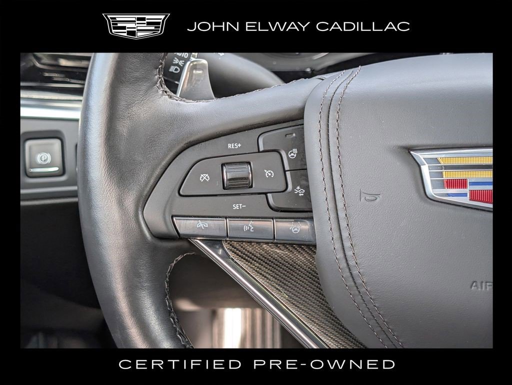 Certified 2024 Cadillac XT6 Sport w/ LPO, ONYX Package image 24