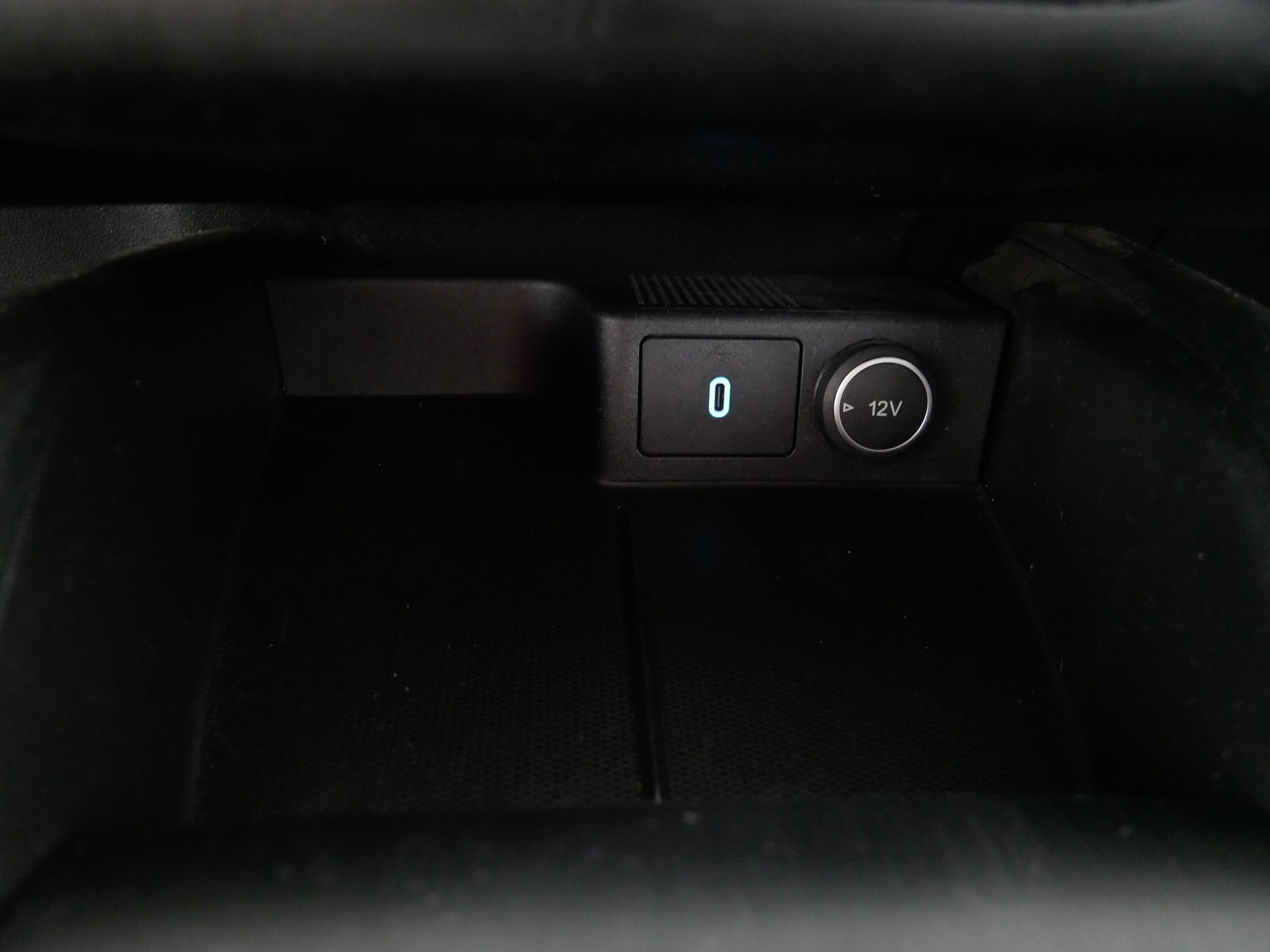 Used 2020 Ford Escape S image 29