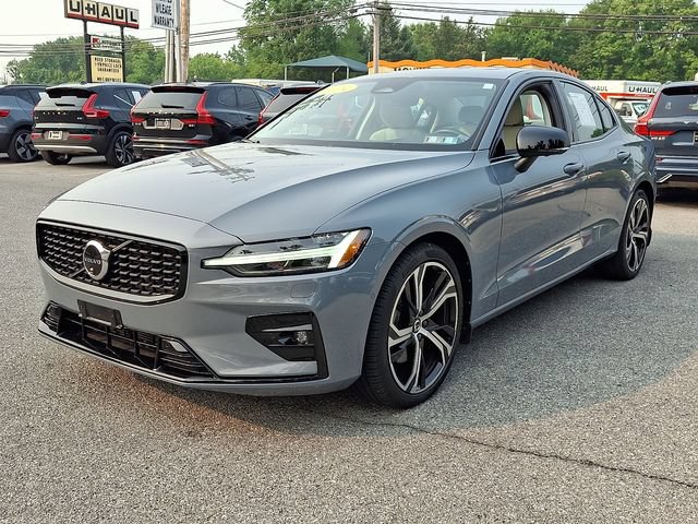 Certified 2024 Volvo S60 B5 Plus w/ Climate Package AWD/4WD image 3