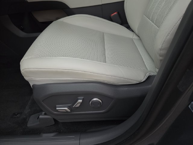 Certified 2026 Hyundai Santa Fe SEL AWD/4WD image 24