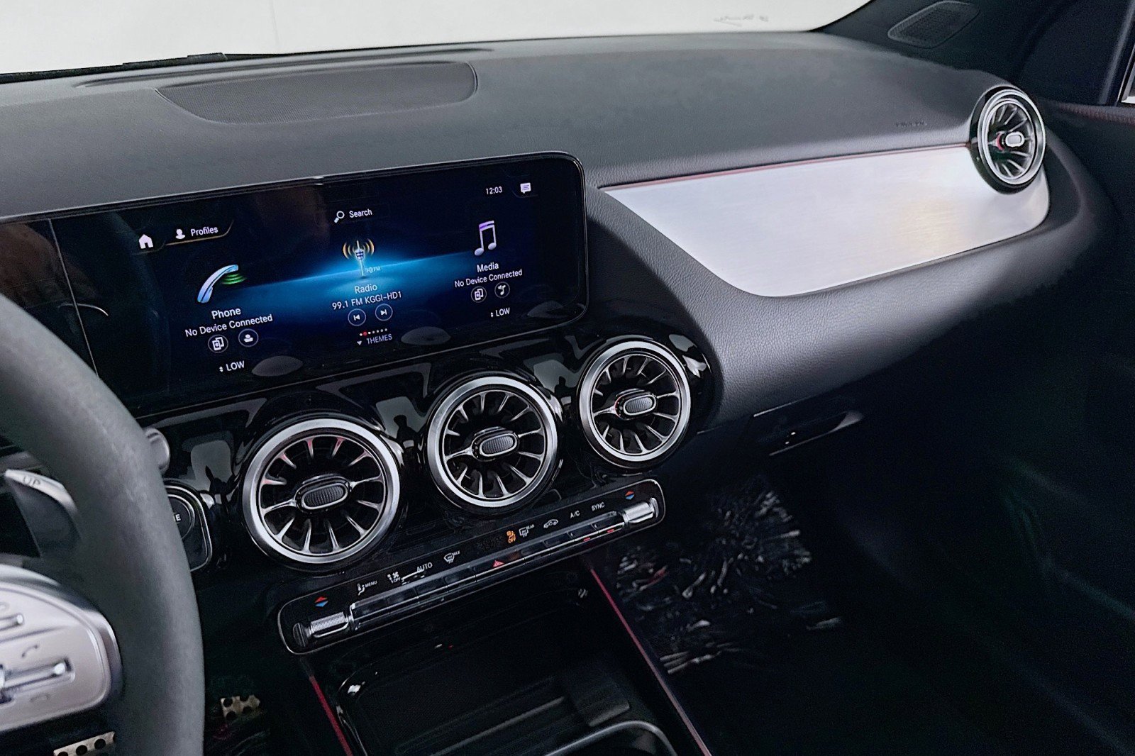 Certified 2023 Mercedes-Benz GLA 35 AMG 4MATIC image 21