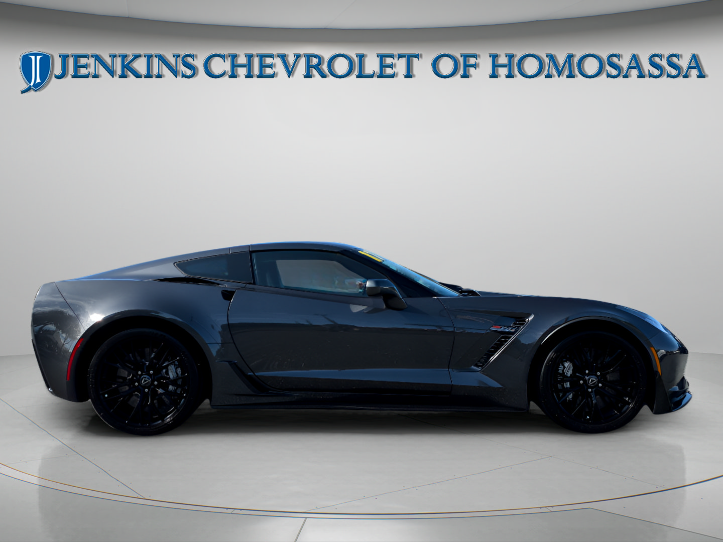 Used 2017 Chevrolet Corvette Z06 RWD image 2