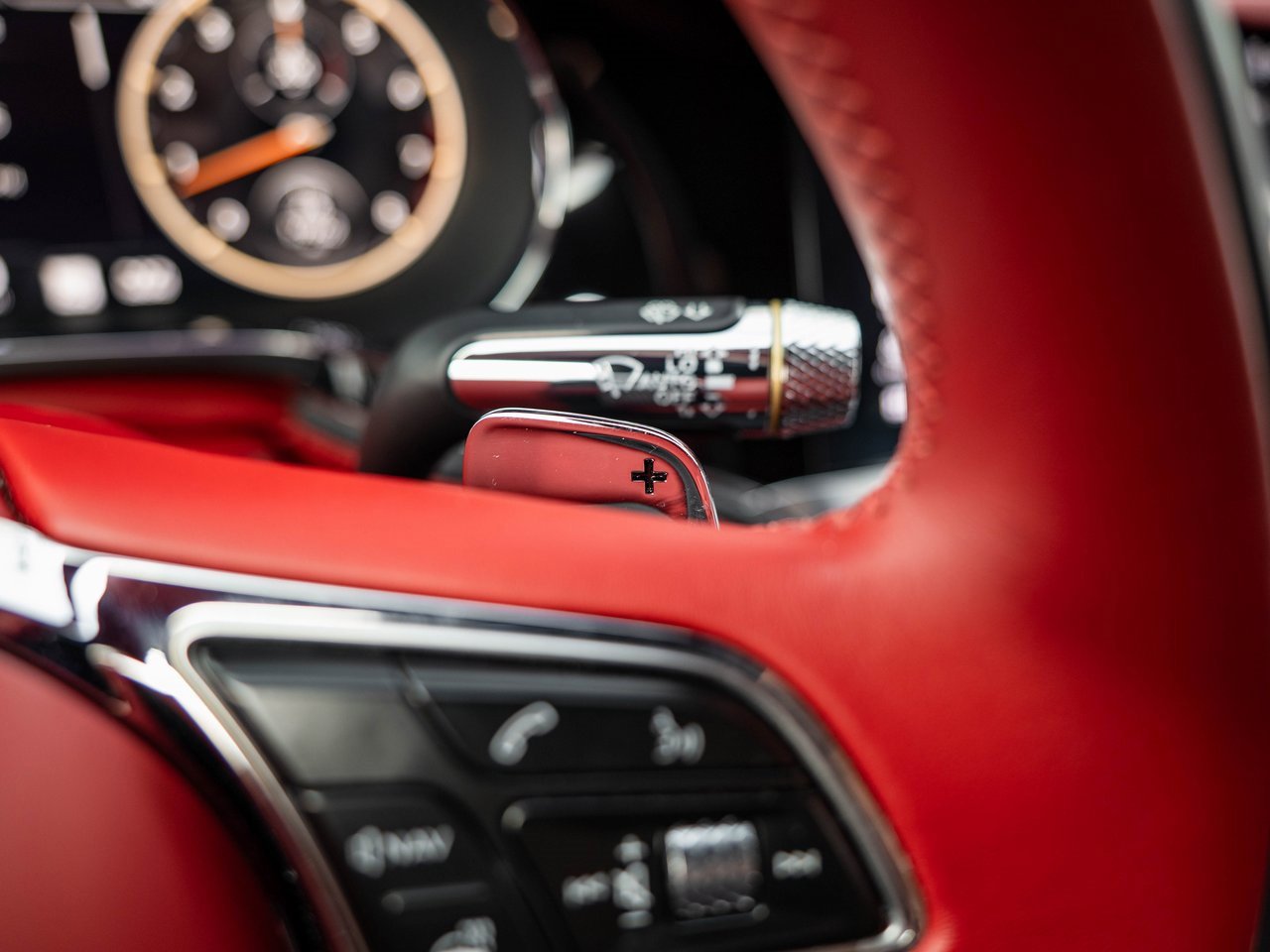 Used 2022 Bentley Flying Spur V8 image 22