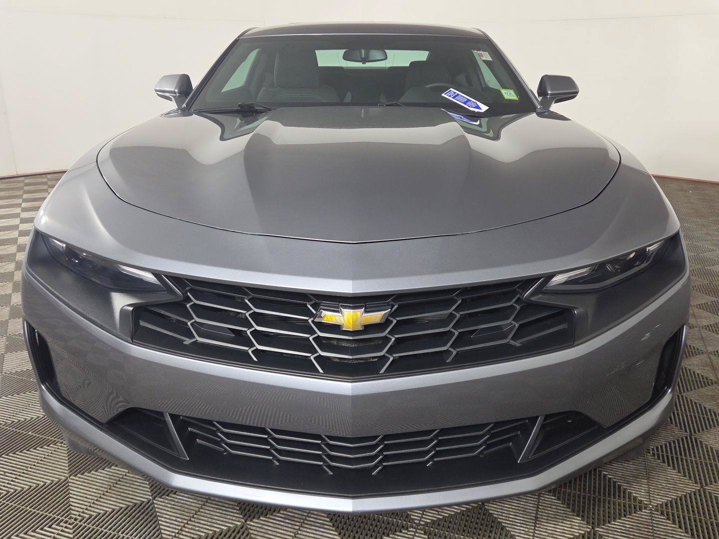 Used 2022 Chevrolet Camaro LT RWD image 8