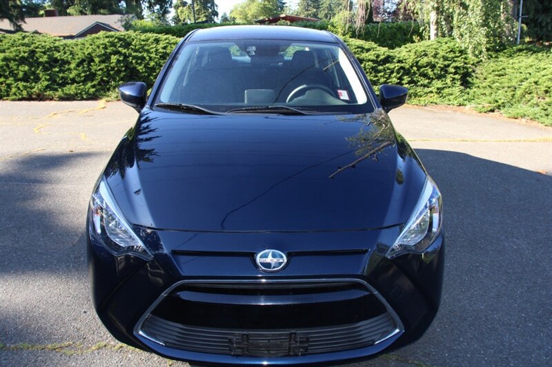 Used 2016 Scion iA FWD image 10