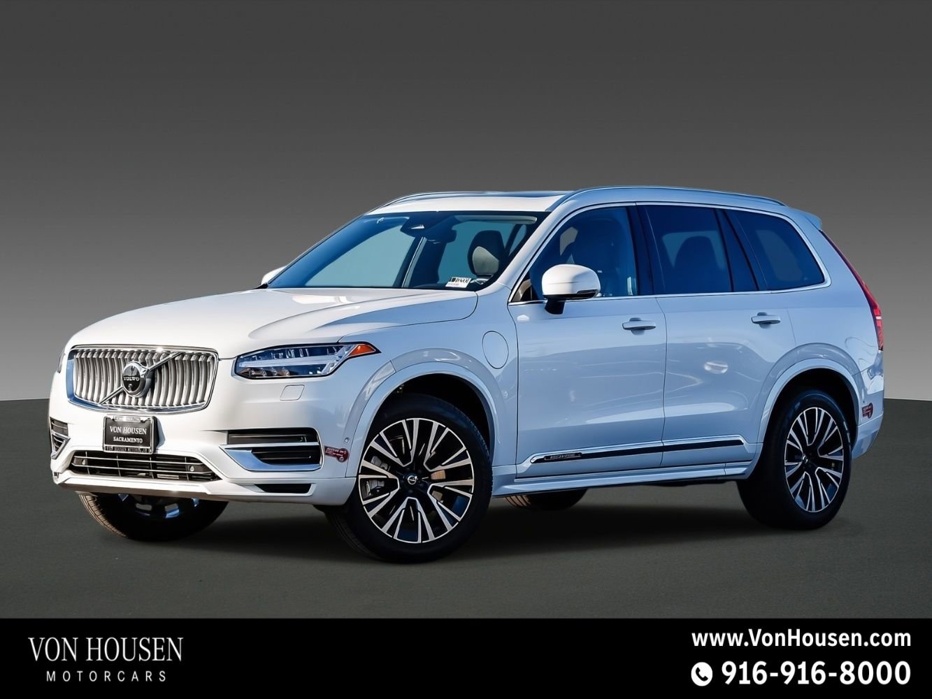 Used 2023 Volvo XC90 T8 Plus image 1