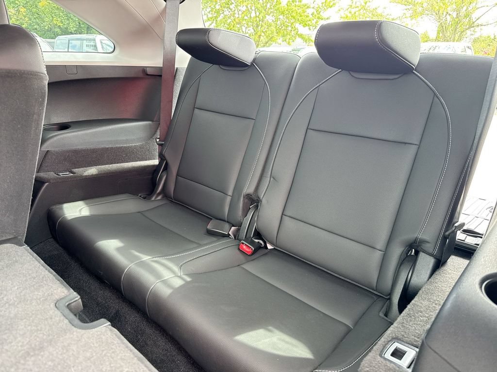 Used 2019 Acura MDX w/ Technology Package AWD/4WD image 25