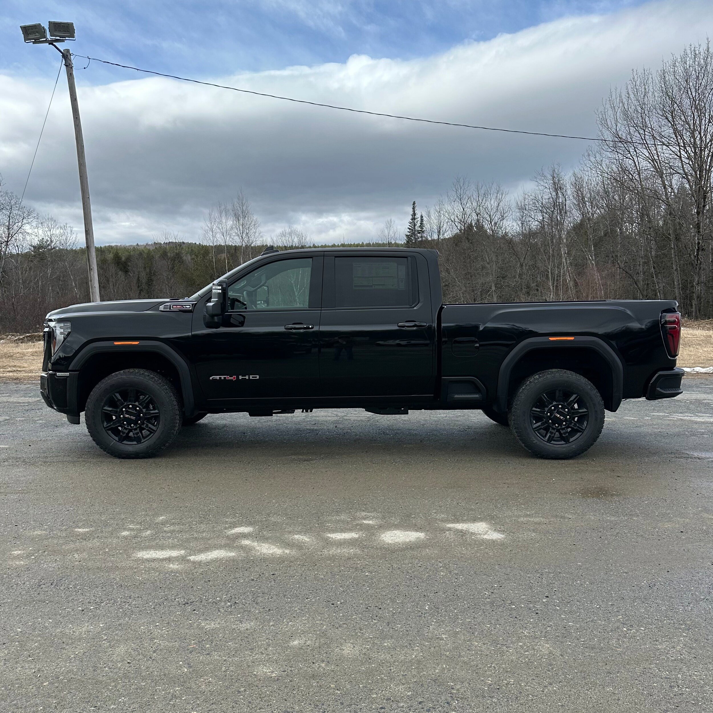 New 2026 GMC Sierra 2500 AT4 AWD/4WD image 6