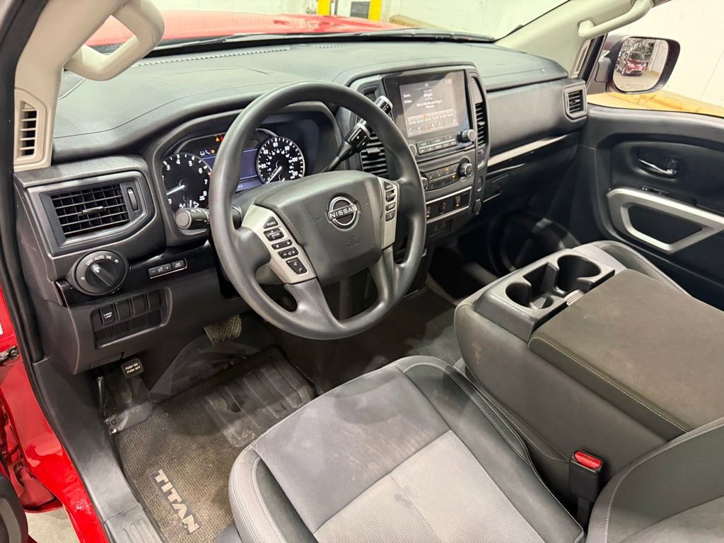 Used 2023 Nissan Titan SV image 24