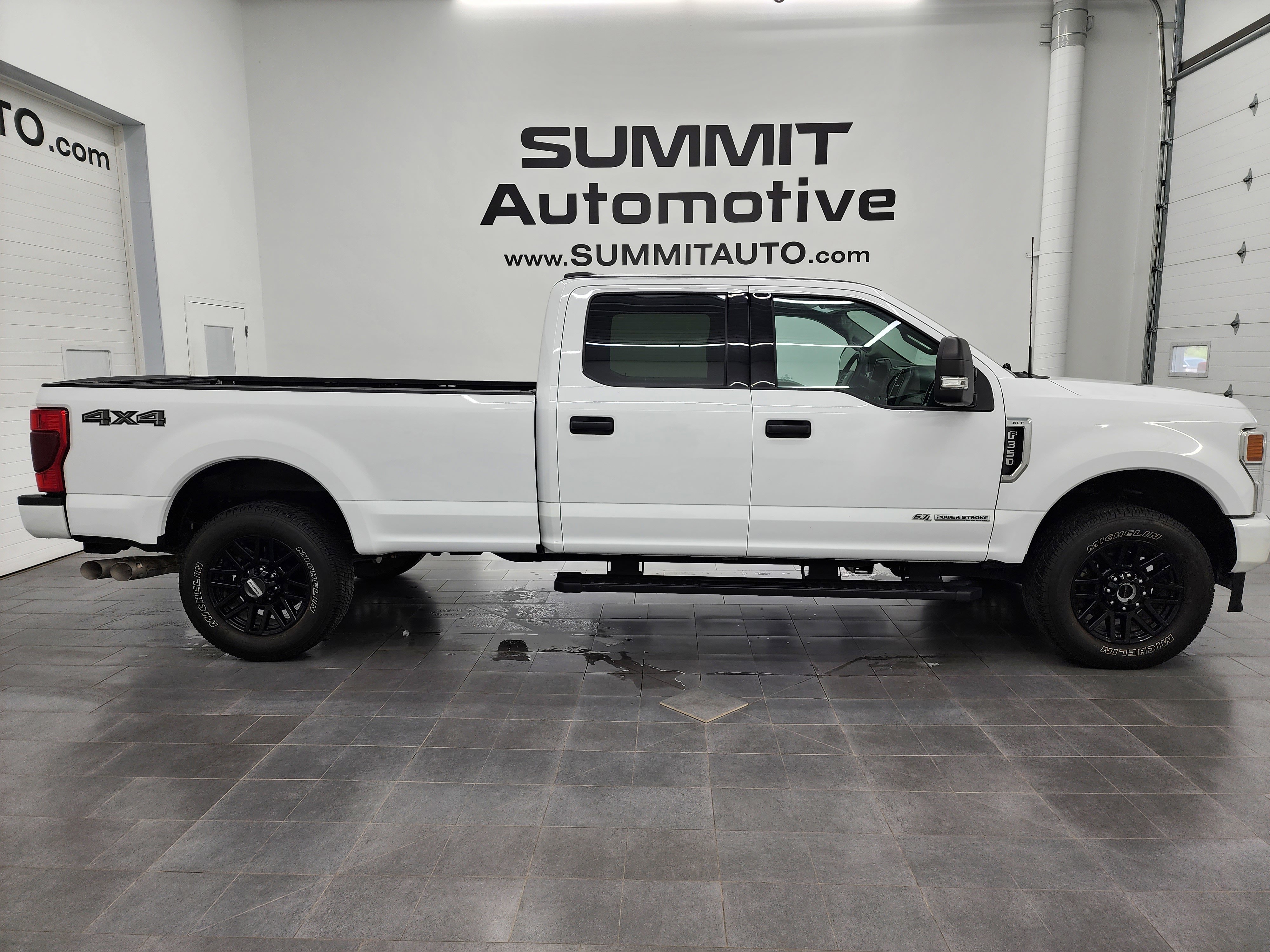 Used 2022 Ford F350 XLT w/ Black Appearance Package image 60