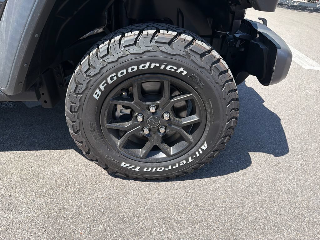 Used 2024 Jeep Wrangler Unlimited Sport AWD/4WD image 18