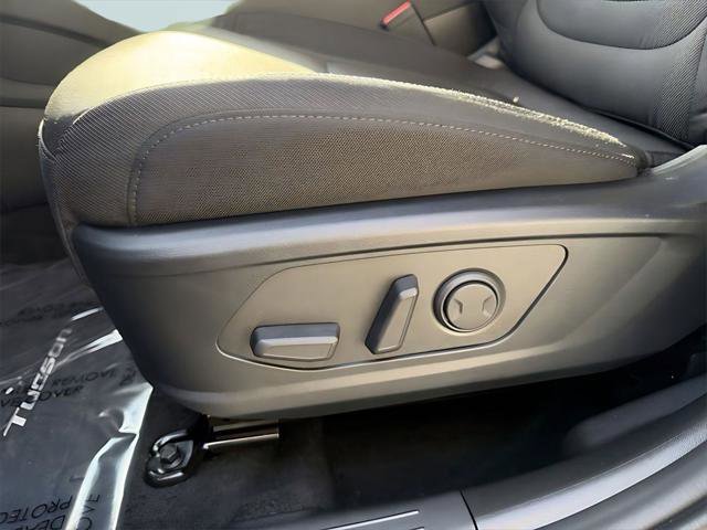 New 2026 Hyundai Tucson SEL image 14