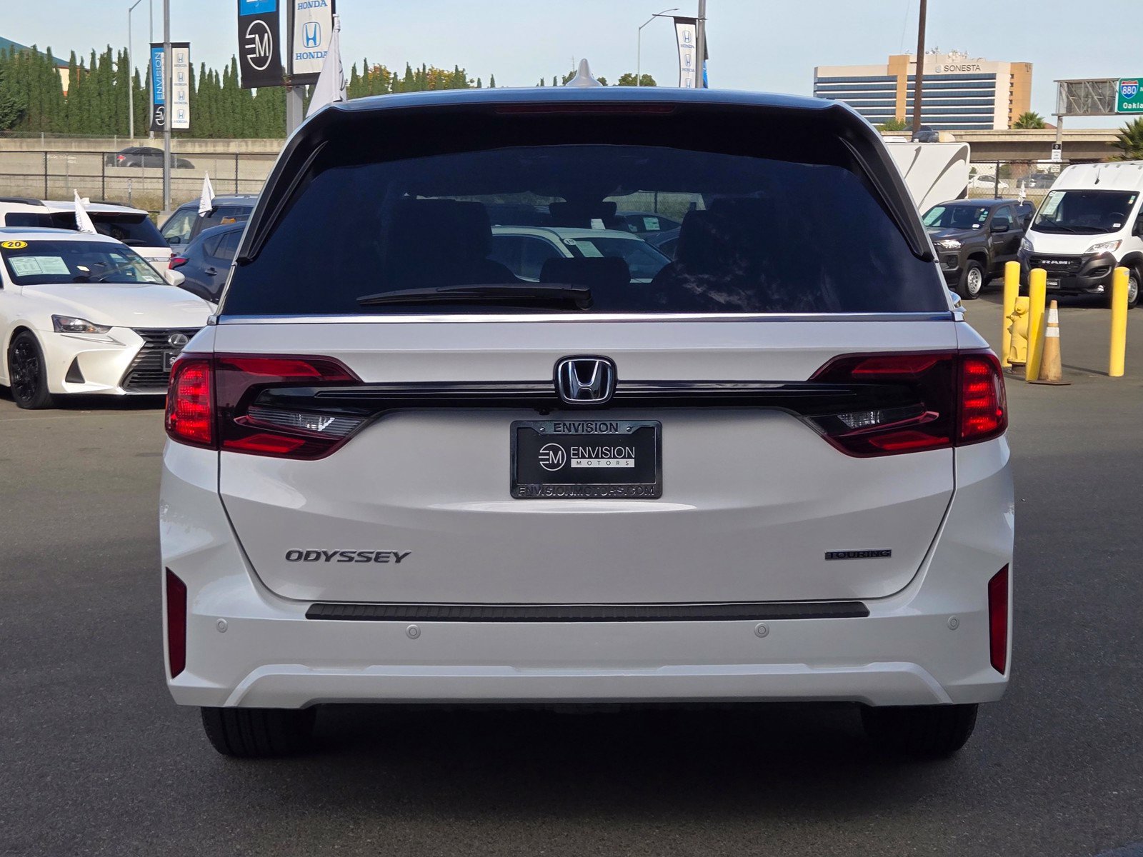 Used 2025 Honda Odyssey Touring image 6