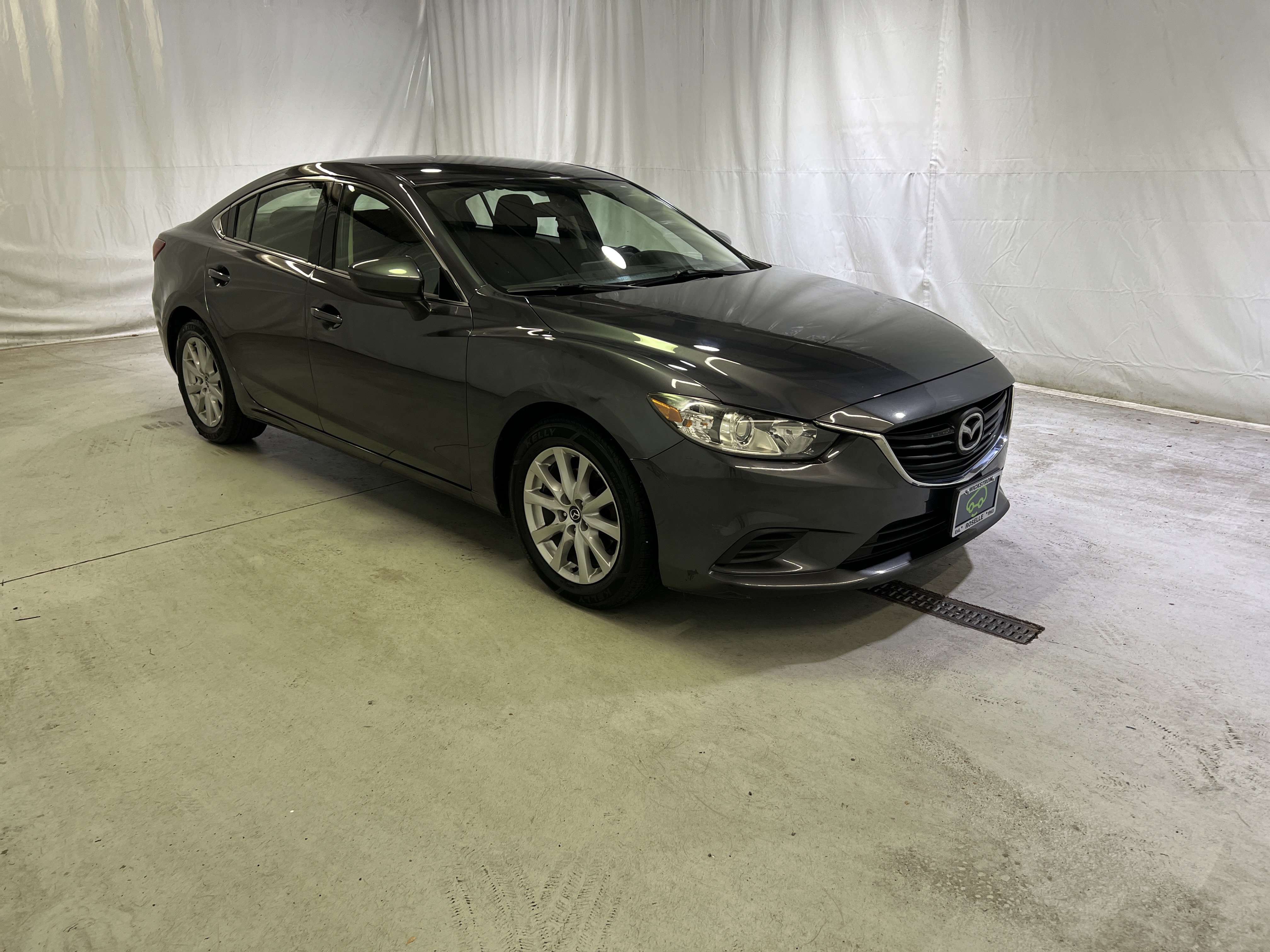 Used 2016 MAZDA MAZDA6 Sport FWD image 2