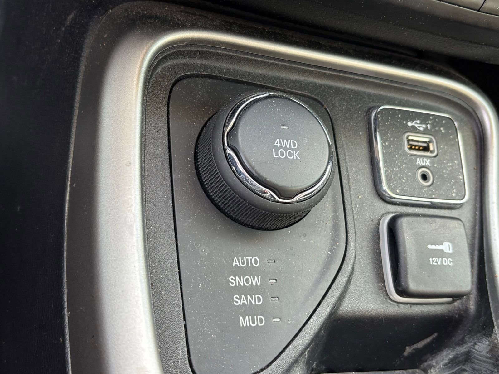 Used 2020 Jeep Compass Latitude image 6