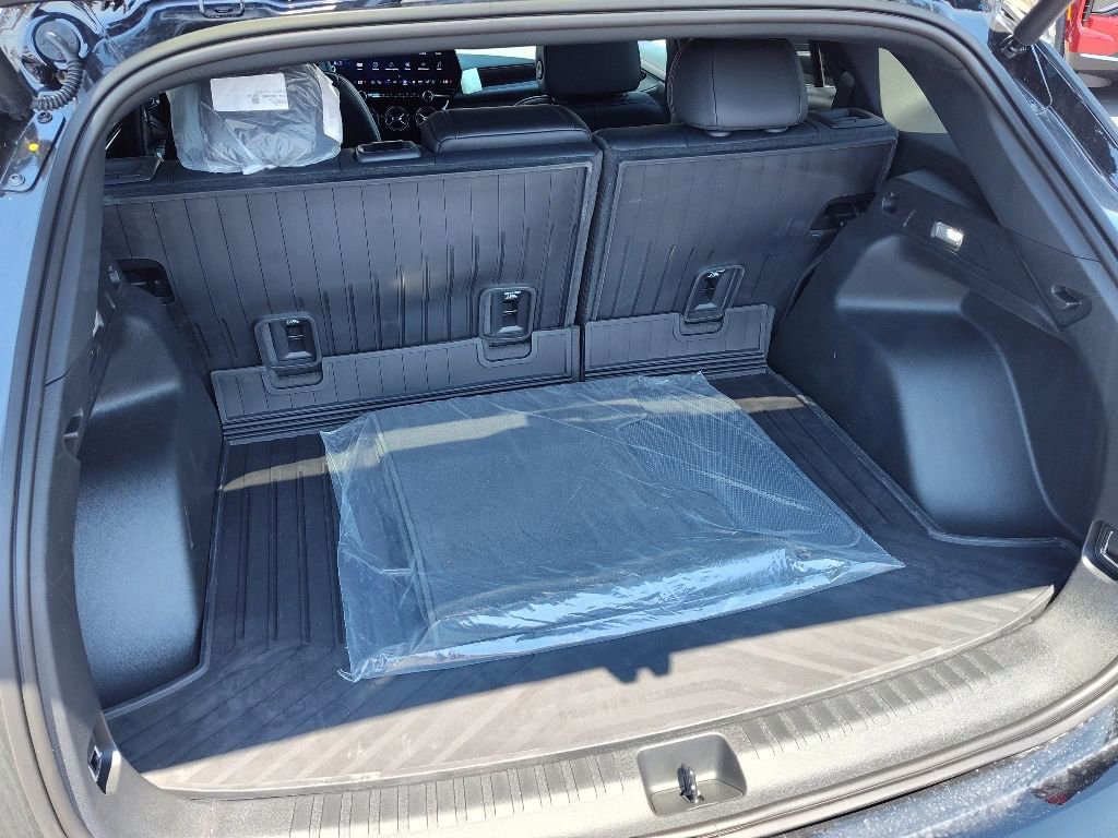 New 2025 Chevrolet Blazer EV RS image 9