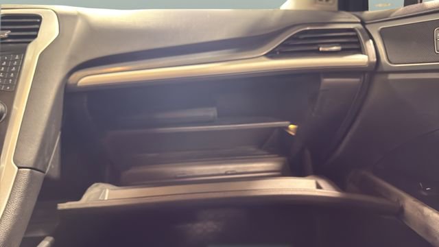 Used 2014 Ford Fusion SE image 26